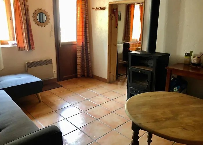 Jolie Bergerie Renovee Dans Gavarnie, Vue Cirque